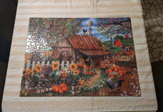 Bit & 500 Pieces Farmhouse